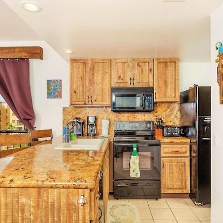Right On The Beach! Rocky Point Condo Rental - 2 Bedroom Penthouse Beachfront 외부 사진