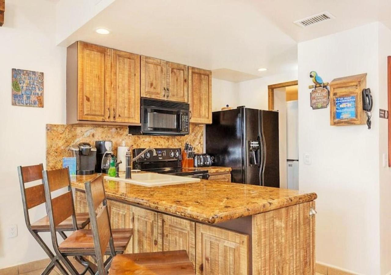 Right On The Beach! Rocky Point Condo Rental - 2 Bedroom Penthouse Beachfront 외부 사진