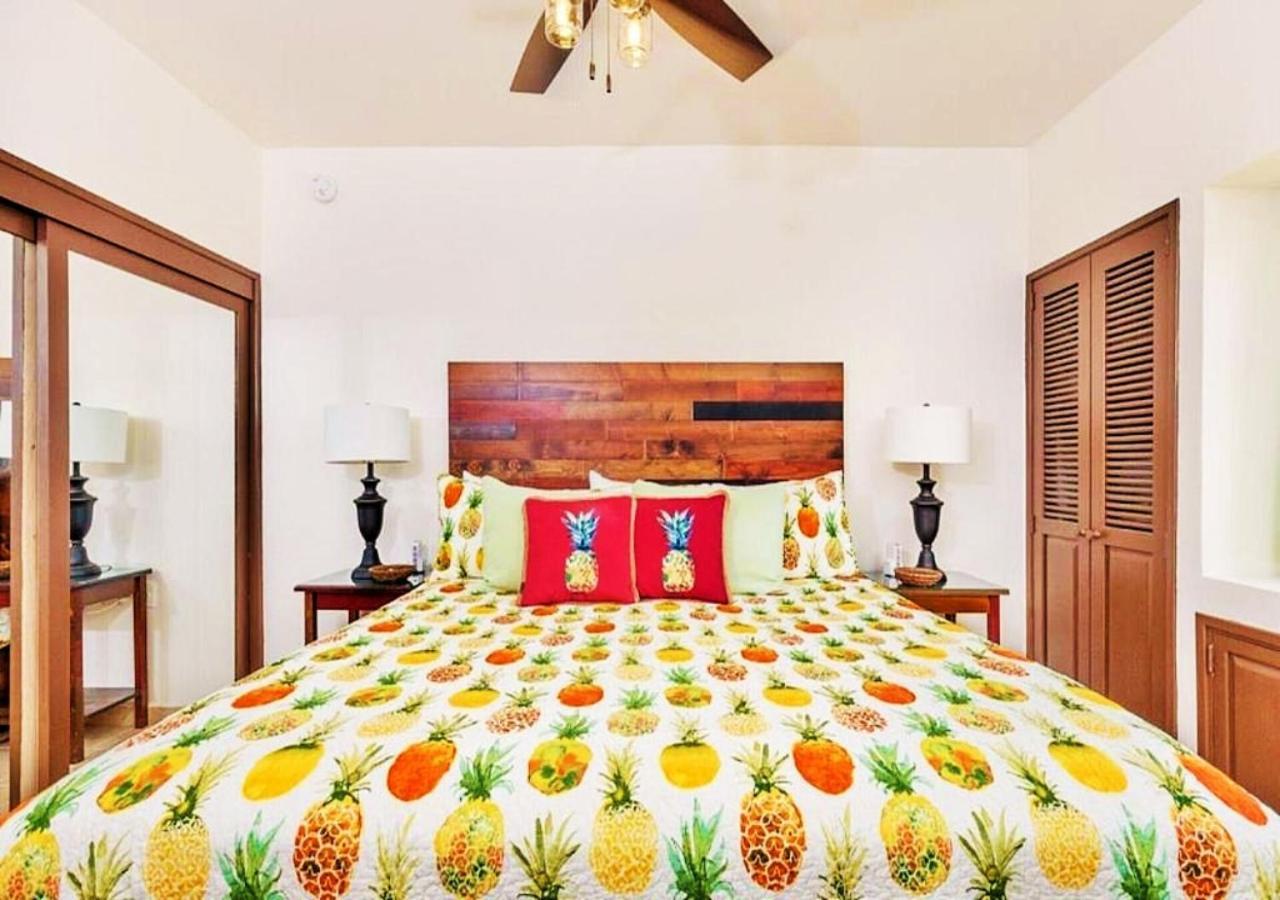Right On The Beach! Rocky Point Condo Rental - 2 Bedroom Penthouse Beachfront 외부 사진